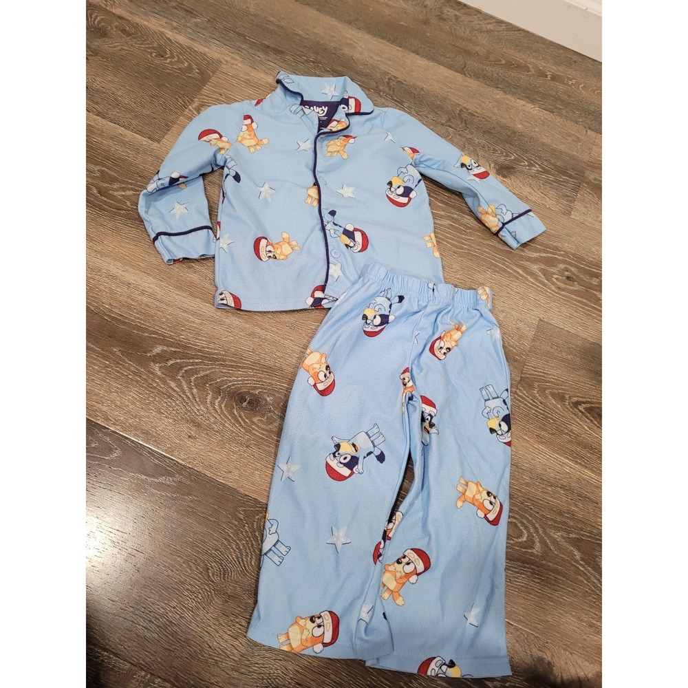 Bluey Pajamas‎ Kids 2T Light Blue Long Sleeve Sleepwear Set Christmas Santa #8